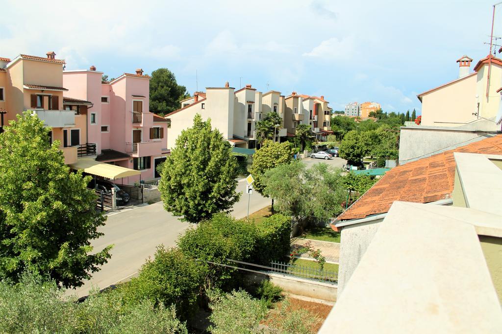 Apartment Rita 1 Ровин Екстериор снимка