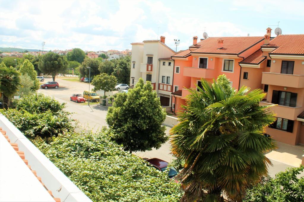 Apartment Rita 1 Ровин Екстериор снимка