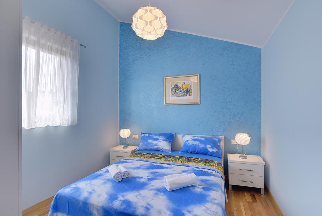 Apartment Rita 1 Ровин Екстериор снимка